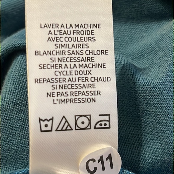 NWT Life is Good LOVE IS A SUPER POWER Women's Relaxed Crusher Tee BLUE Size XS - Picture 12 of 12